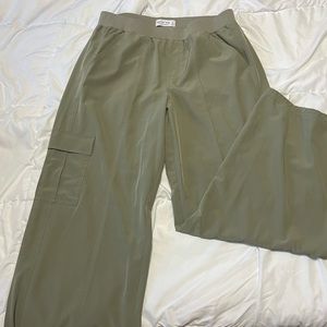 Green Thin Cargo Pants